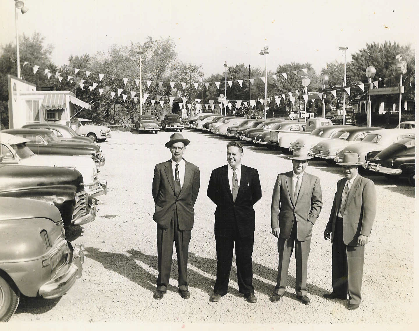 H+H Chevrolet opens in South Omaha, 1930