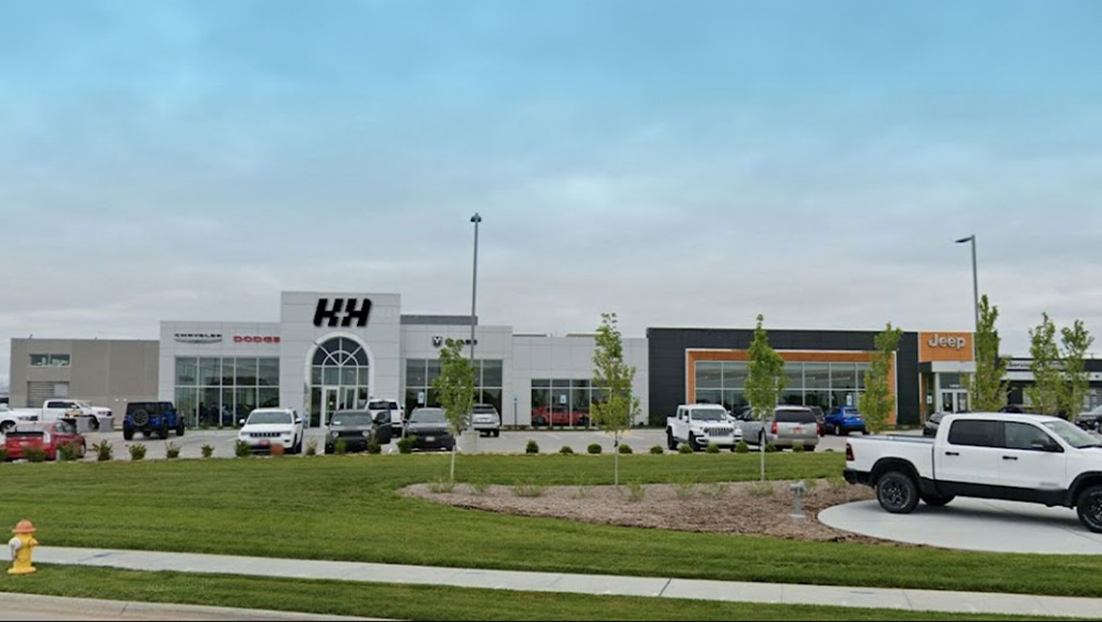 H+H Chrysler Dodge Jeep RAM exterior