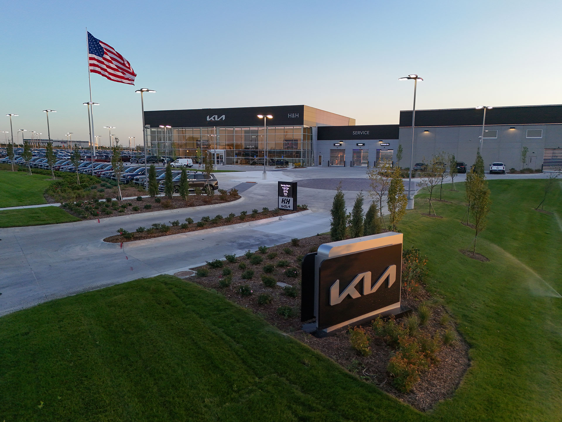 H+H Kia exterior